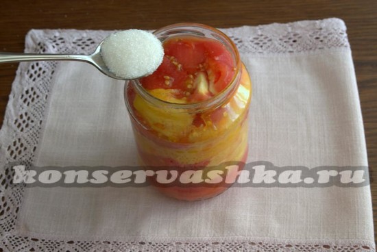 добавить сахар