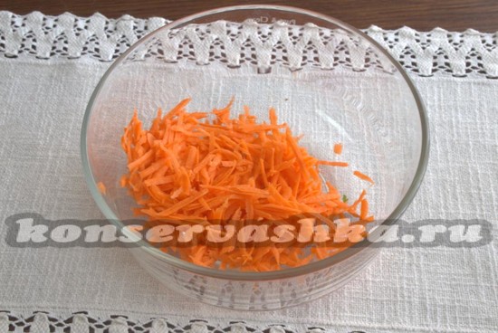 Шинкуем морковь