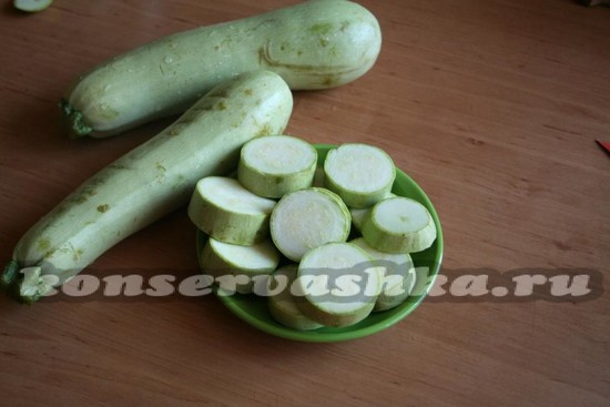 кабачки нарезать