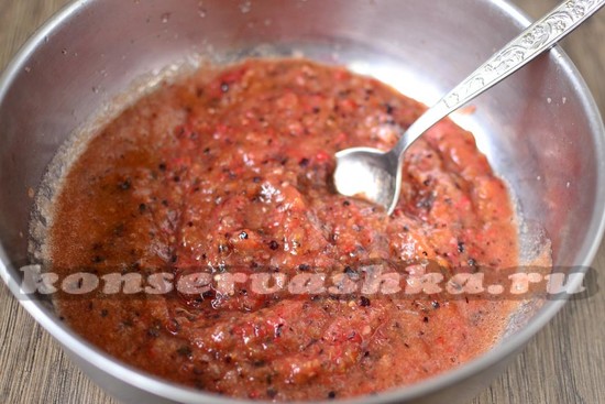 продукты перекручиваем через мясорубку