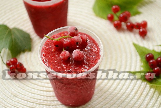 замороженное пюре из красной смородины