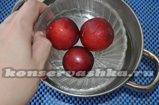 выкладываем сливы