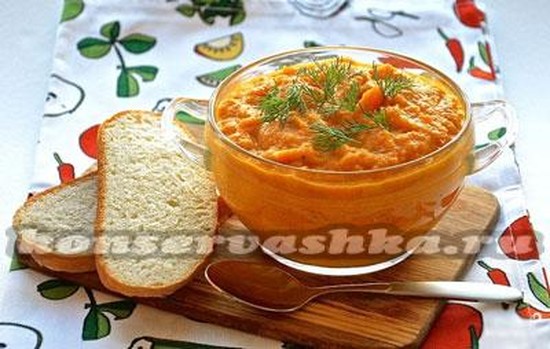 Икра из кабачков с майонезом и томатной пастой