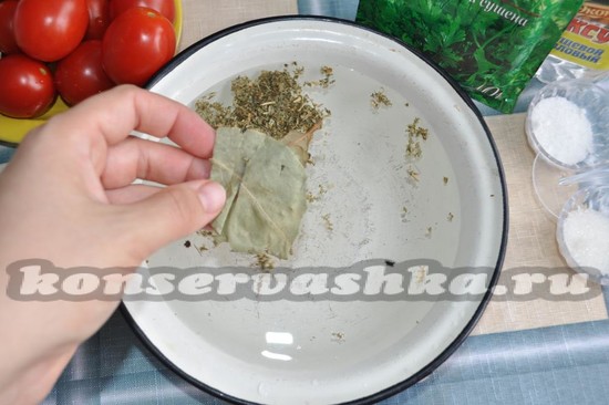 добавим лавровый лист
