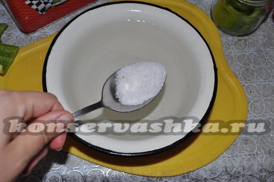 добавляем сахар