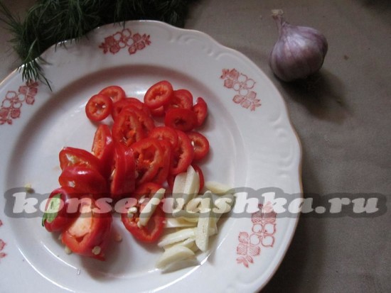 чеснок нарезать