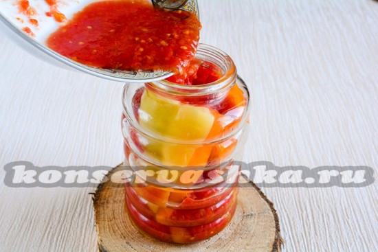 Залить соусом