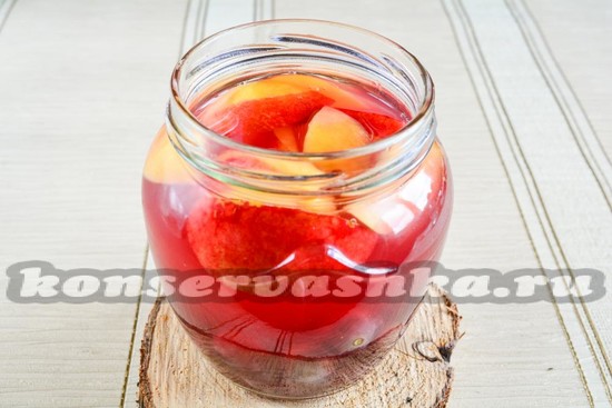 Достать из кастрюли