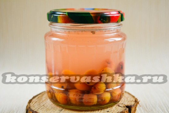 Укупориваем крышками
