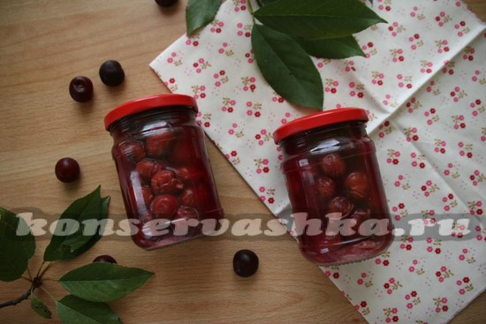 Укупориваем крышками