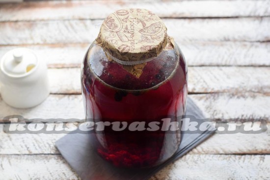 Закупориваю банки