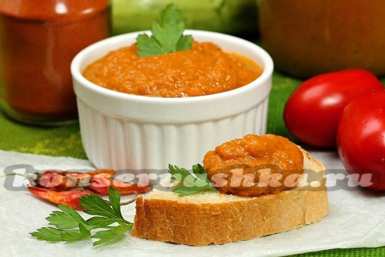Острая кабачковая икра на зиму