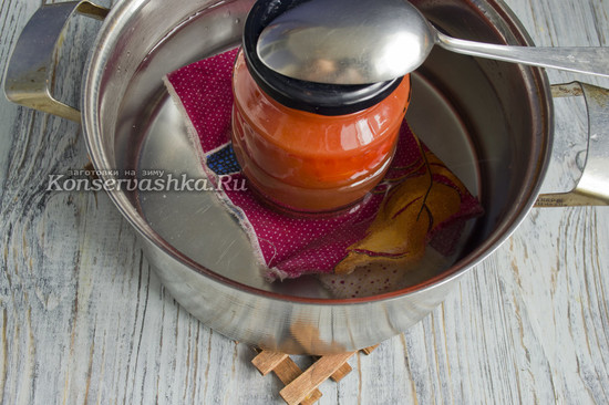 Стерилизую банки