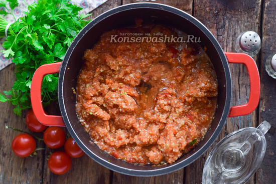 влить масло