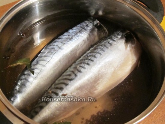 Влить маринад