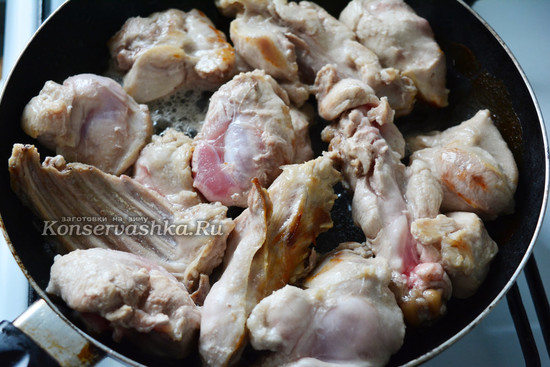 обжарьте мясо