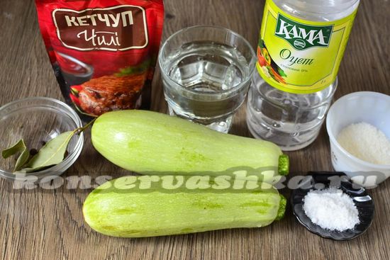 Ингредиенты для приготовления кабачков в кетчупе чили