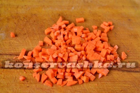морковь нарезать