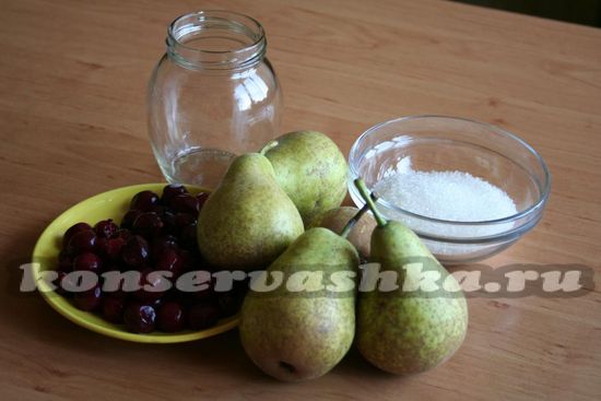 Ингредиенты для приготовления компота из груш и вишни