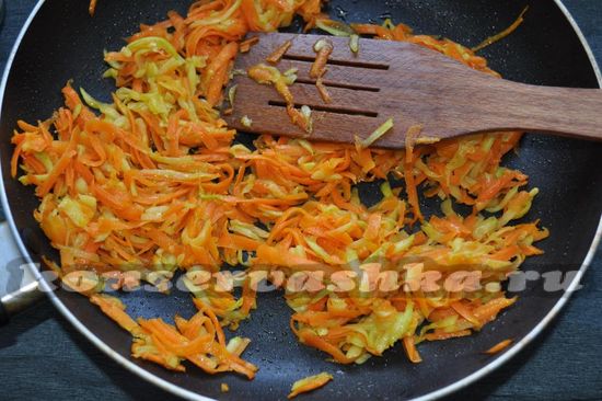 Салат из кабачков и моркови на зиму - рецепт с фото