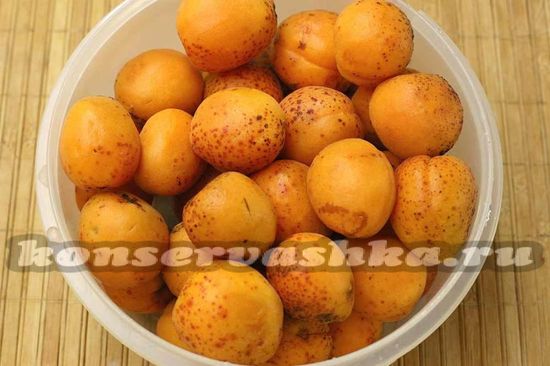 Подготовить абрикосы