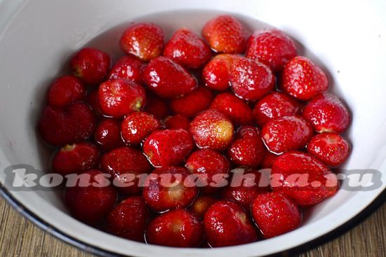 Добавить ягоды