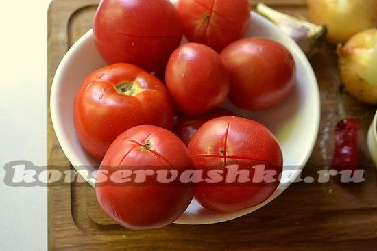помидор надрезать
