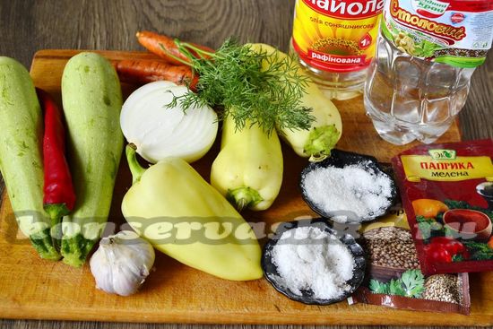 Ингредиенты для приготовления кабачков по-корейски