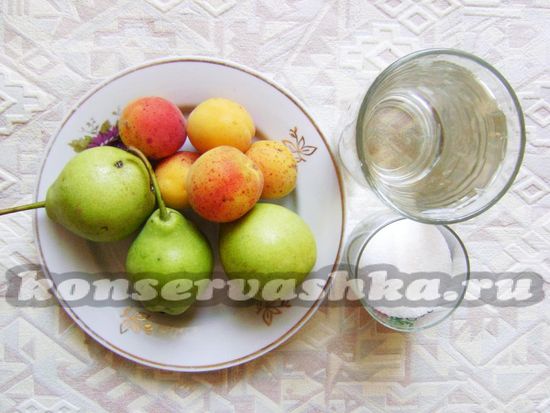 Ингредиенты для приготовления грушевого компота с абрикосами
