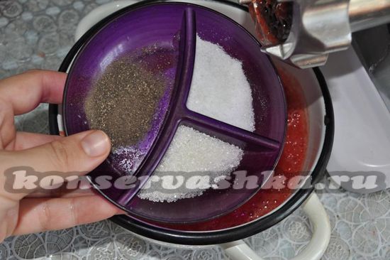добавим соль и сахар