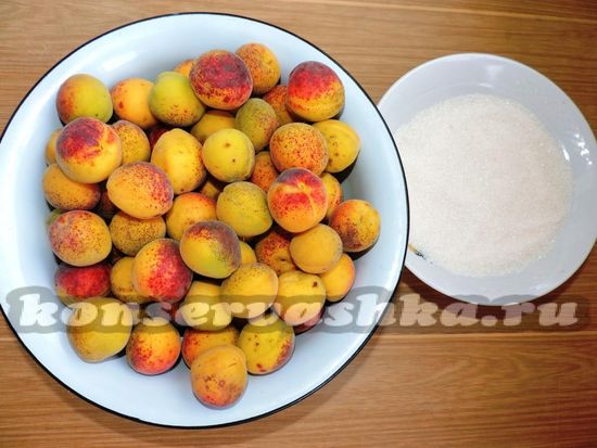Ингредиенты для приготовления абрикосового компота