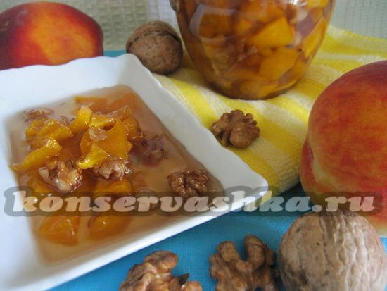 рецепт варенья из персиков с грецкими орехами