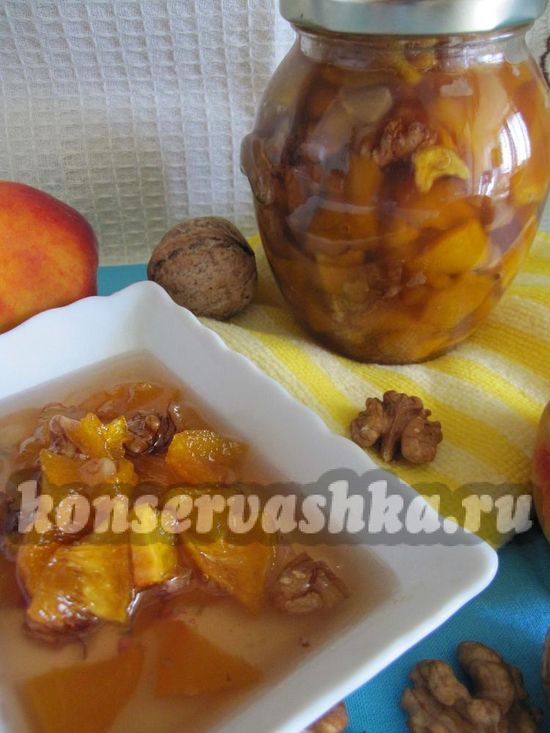как приготовить варенье из персиков с грецкими орехами