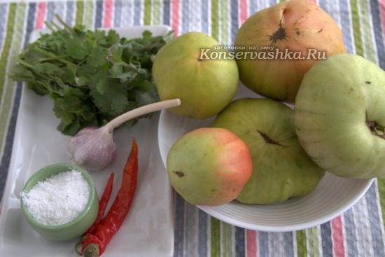 Ингредиенты для приготовления зеленых томатов по-грузински