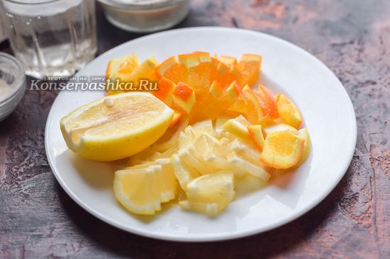 Нарезать апельсин
