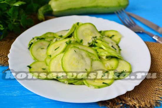 Маринованные кабачки на скорую руку