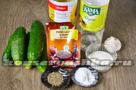 Ингредиенты для приготовления маринованных огурцов