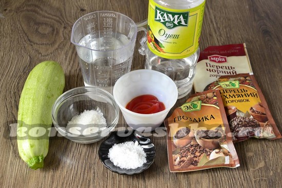 Продукты для маринованных кабачков в кетчупе чили
