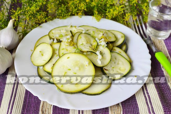 Маринованные цукини Закусочные