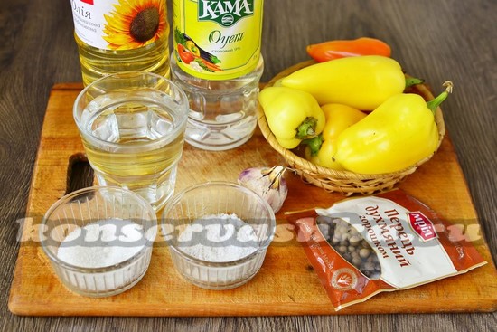 Ингредиенты для приготовления перца с чесноком на зиму