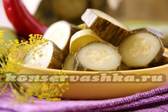 Кабачки, маринованные по-болгарски на зиму