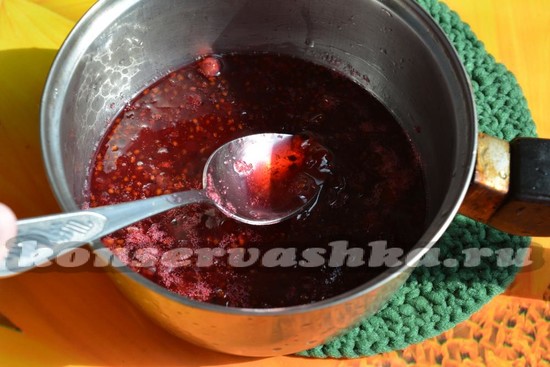 пюрируйте джем