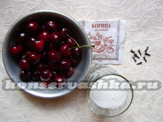 Ингредиенты для приготовления пряной вишни на зиму