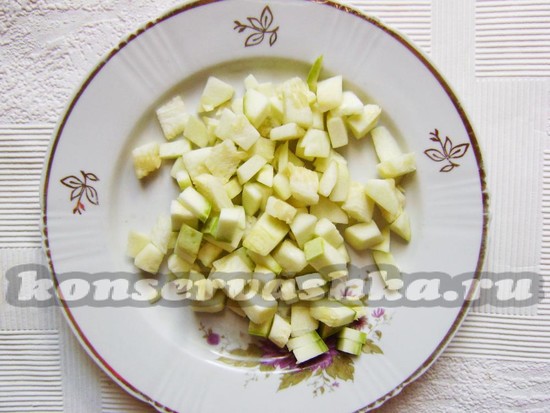 Кабачки нарезать