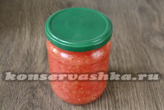 выложить в банки, закатать