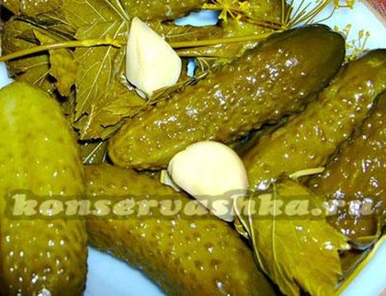 Огурцы соленые на зиму, хрустящие в банках