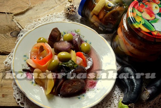 Овощи с оливками по-итальянски.