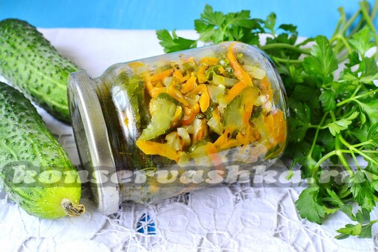 Салат из огурцов, моркови и лука на зиму
