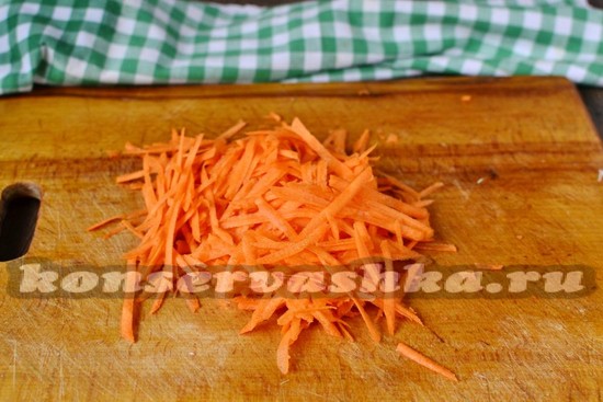 Шинкуем морковь