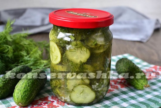 Рецепт маринованных огурцов на зиму в банках хрустящие